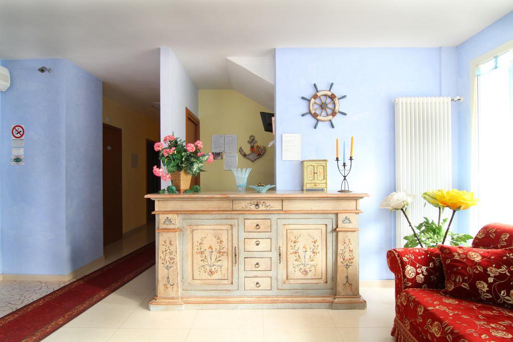 Residence Blu Marine Rimini Zewnętrze zdjęcie